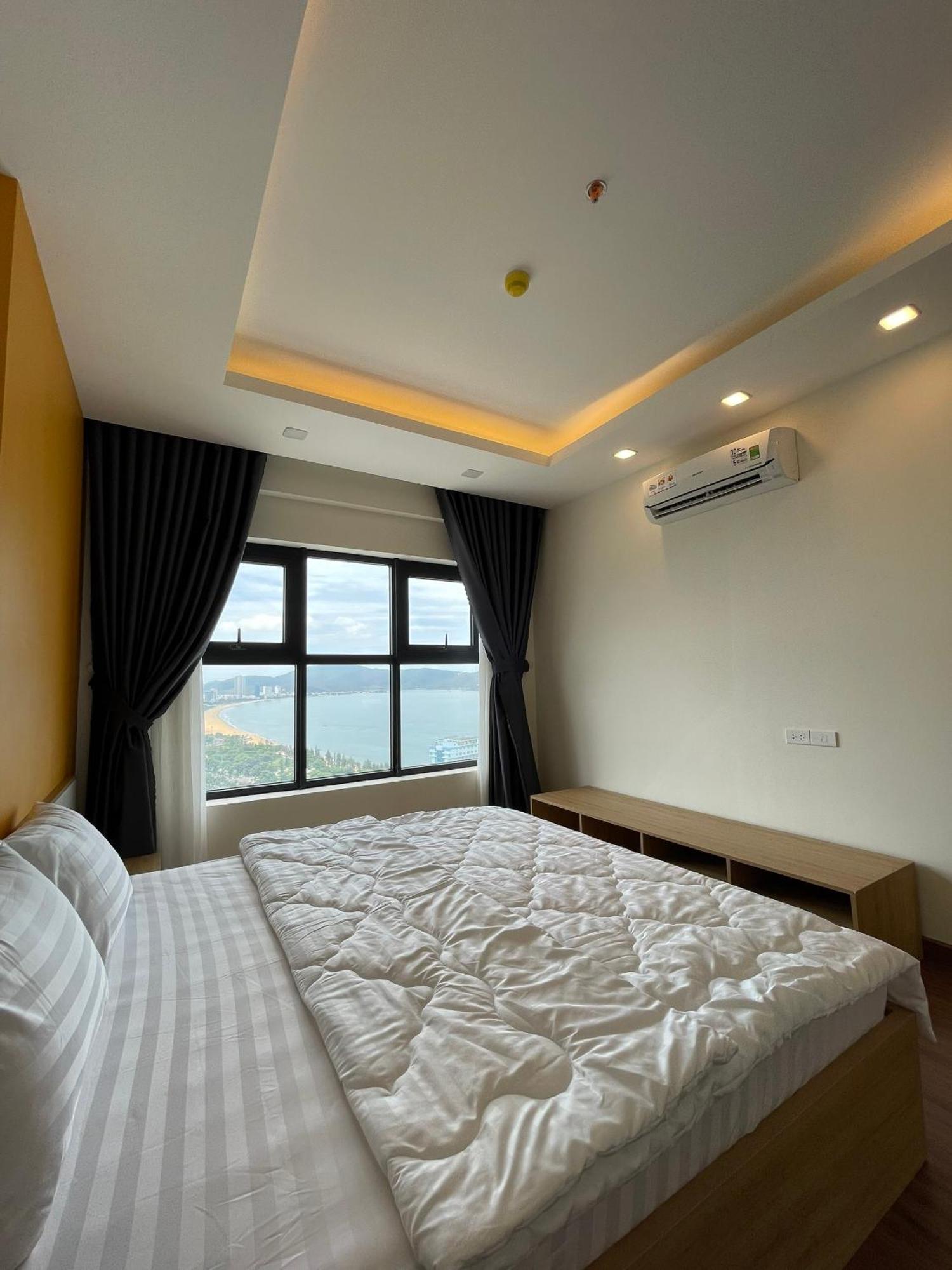 The Sun Beach - Flc Sea Tower Quy Nhon Apartamento Exterior foto